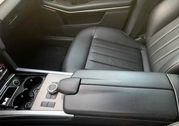 Mercedes-Benz Klasa E cena 83999 przebieg: 186000, rok produkcji 2015 z Zabrze małe 232